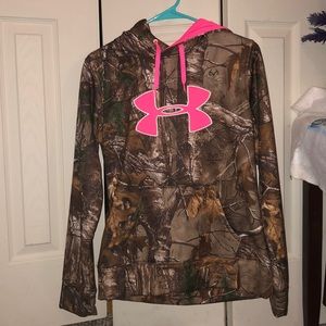 Camo Under Armour hoodie